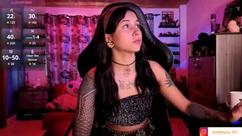 Hilary online show from February 17, 9:10 pm