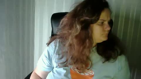 Snapshot of mavka2025x chatting on November 14, 10:18 pm Mavka2025x online show from November 14, 10:18 pm