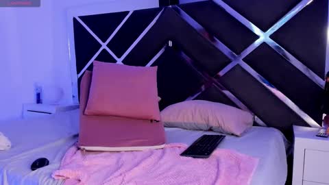 mawuh online show from December 22, 10:18 pm