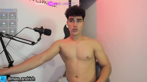 Snapshot of max__andrich chatting on January 12, 3:23 am Max... online show from January 12, 3:23 am