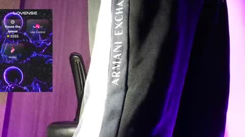 max__prada online show from October 10, 2:21 am