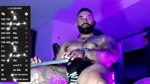 Snapshot of max__prada chatting on February 19, 3:13 am max__prada online show from February 19, 3:13 am