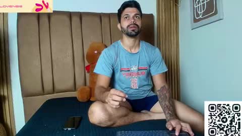 Max  Ashley online show from July 5, 1:51 pm