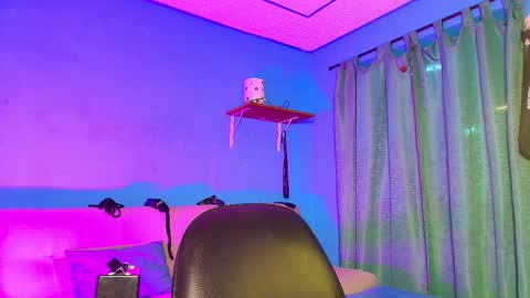 max_brown21 online show from January 29, 3:33 am