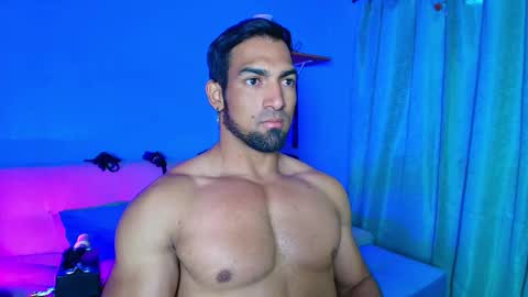max_brown21 online show from January 29, 4:30 pm