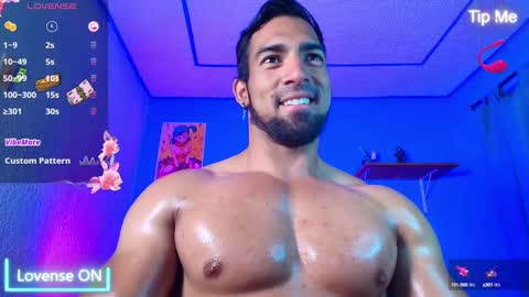 max_brown21 online show from February 4, 7:55 pm