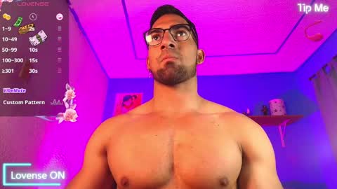 max_brown21 online show from February 9, 9:06 pm
