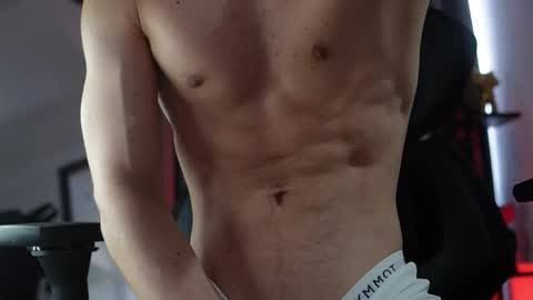 Snapshot of max_cortes1_ chatting on March 17, 4:54 pm 60 OFF ON MY OF ONLY FOR TODAY online show from March 17, 4:54 pm