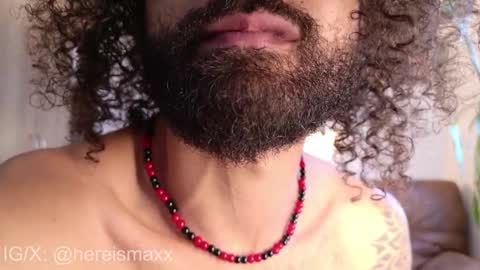 Snapshot of max_greenn chatting on November 18, 6:01 pm Max Follow me IGX hereismaxx online show from November 18, 6:01 pm