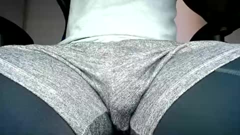 Snapshot of max_jones2 chatting on June 15, 10:01 pm MAX online show from June 15, 10:01 pm