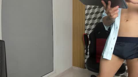 Snapshot of max_jowel chatting on November 26, 11:28 pm max_jowel online show from November 26, 11:28 pm