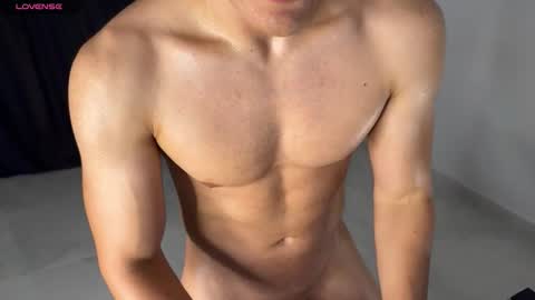 Max Lancaster online show from October 11, 5:11 pm