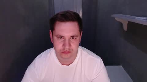 Snapshot of max_marlyn chatting on June 8, 6:25 am Max Marlyn online show from June 8, 6:25 am
