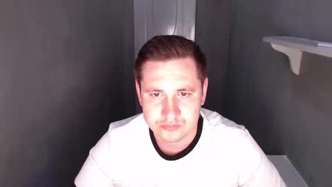 Snapshot of max_marlyn chatting on June 10, 11:31 am Max Marlyn online show from June 10, 11:31 am