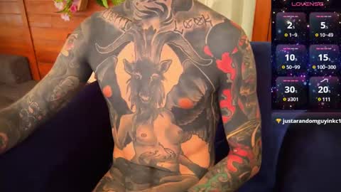 Snapshot of max_reaves chatting on December 17, 7:29 am online show from December 17, 7:29 am