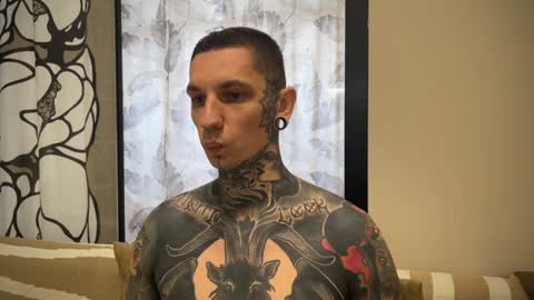 Snapshot of max_reaves chatting on January 22, 8:18 am online show from January 22, 8:18 am