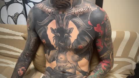 Snapshot of max_reaves chatting on January 25, 6:45 am online show from January 25, 6:45 am