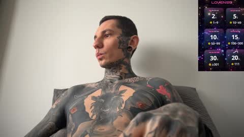 Snapshot of max_reaves chatting on February 4, 8:02 am online show from February 4, 8:02 am