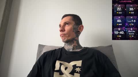 Snapshot of max_reaves chatting on February 4, 11:38 am online show from February 4, 11:38 am