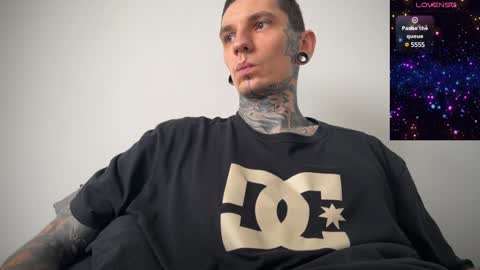 Snapshot of max_reaves chatting on February 5, 9:57 am online show from February 5, 9:57 am