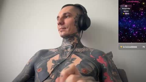 Snapshot of max_reaves chatting on February 19, 12:44 pm online show from February 19, 12:44 pm