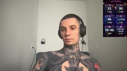 Snapshot of max_reaves chatting on February 20, 6:17 am online show from February 20, 6:17 am