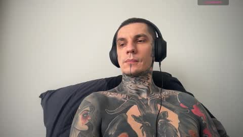 Snapshot of max_reaves chatting on March 1, 10:24 am online show from March 1, 10:24 am