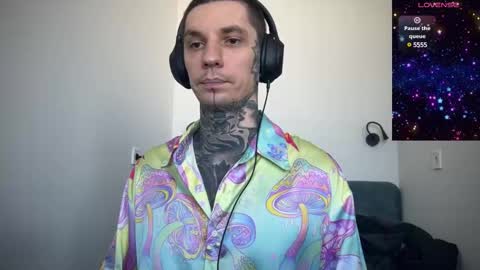 Snapshot of max_reaves chatting on March 9, 9:35 am online show from March 9, 9:35 am