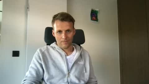 Snapshot of max_straight_1 chatting on May 18, 5:52 pm Max take off clothes online show from May 18, 5:52 pm