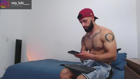 max_xl_ online show from May 16, 6:07 pm