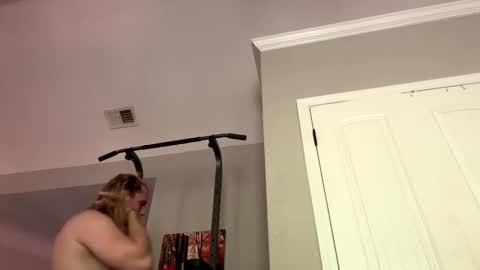 Snapshot of maxaux chatting on September 16, 5:47 pm Max online show from September 16, 5:47 pm