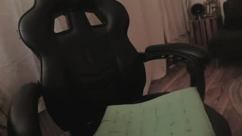maxcamlove online show from July 30, 3:05 am