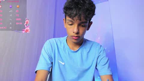 Snapshot of maxfrost1 chatting on April 1, 3:07 am Max online show from April 1, 3:07 am