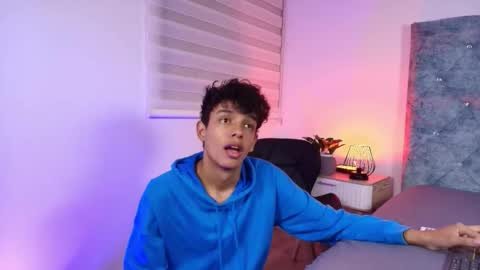 M A X F R O S T   online show from January 6, 7:28 pm