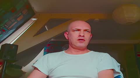 maxhardcore77 online show from April 12, 6:18 am