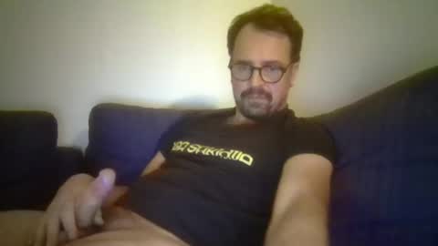 maxhorn591 online show from December 15, 10:36 pm