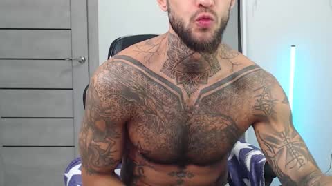 Maximus Fox online show from September 19, 5:31 am