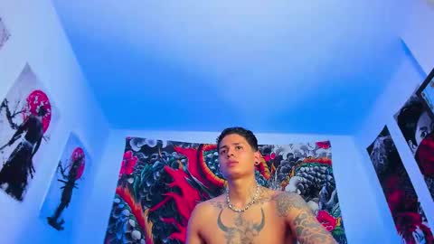 Snapshot of maxi_g chatting on March 15, 1:00 am Maxi online show from March 15, 1:00 am