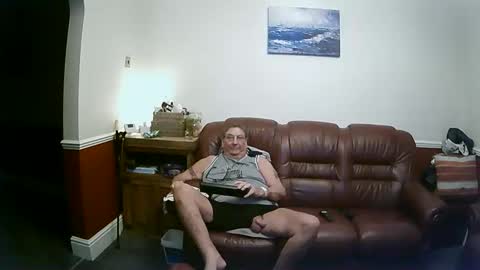 MAX online show from December 20, 10:32 pm