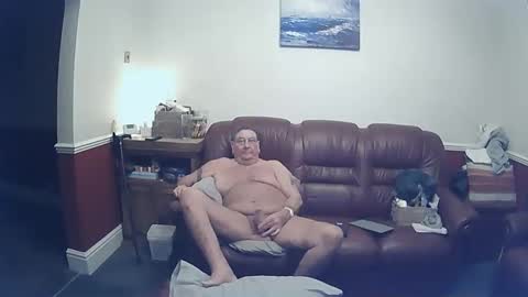 MAX online show from December 25, 12:37 am