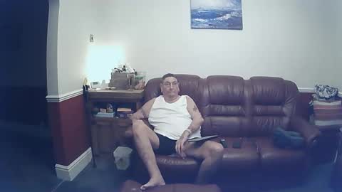 MAX online show from December 29, 8:37 pm