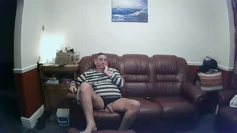 MAX online show from January 8, 9:23 pm