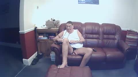 MAX online show from January 14, 9:41 pm