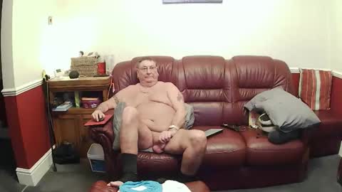 Snapshot of maxi_johnes chatting on February 19, 11:56 pm MAX online show from February 19, 11:56 pm