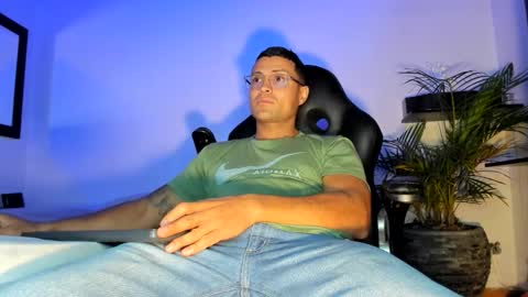 MAXI      online show from January 7, 2:58 am