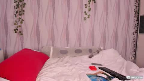 maxim burn online show from October 7, 1:30 pm