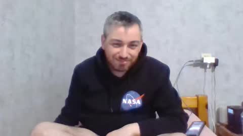 Maxime online show from December 4, 9:57 pm