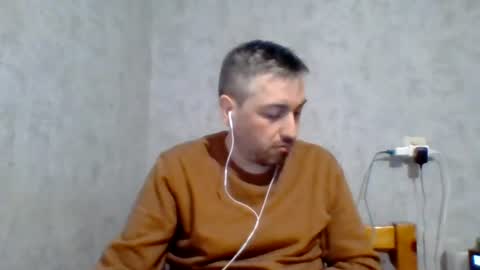 Maxime online show from June 13, 10:29 pm