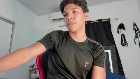 Maximiliano online show from January 11, 7:08 pm