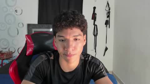 Maximiliano online show from January 16, 8:46 pm